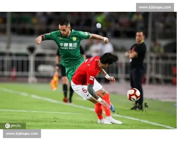 全球足球焦点战精彩回顾 北京国安逆袭胜广州恒大 赛季首胜引爆球迷热议